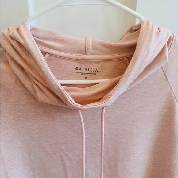 Athleta Tech Long Sleeve Hoodie in Blush Size M - Picture 3 of 8